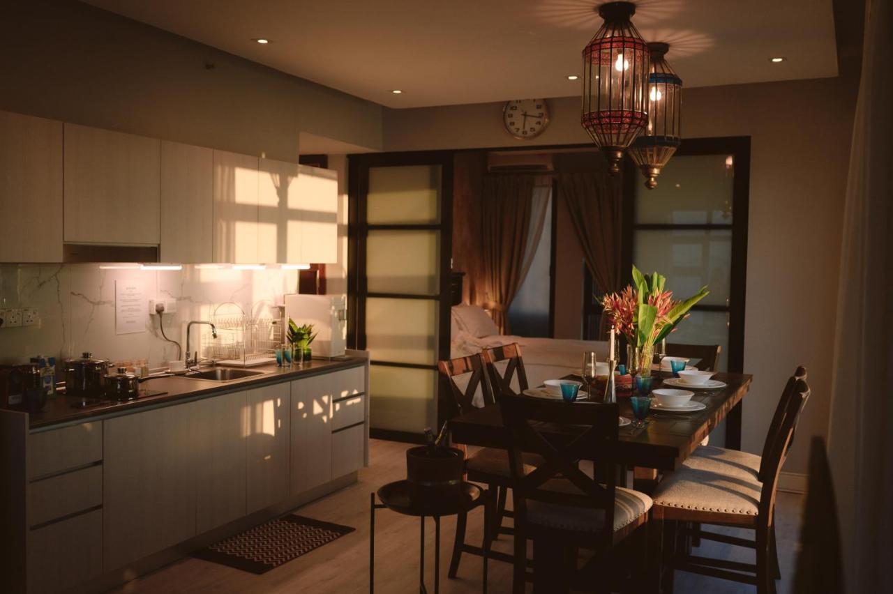 Petronella Suites Apartment @ Jesselton Quay Kota Kinabalu Exterior photo
