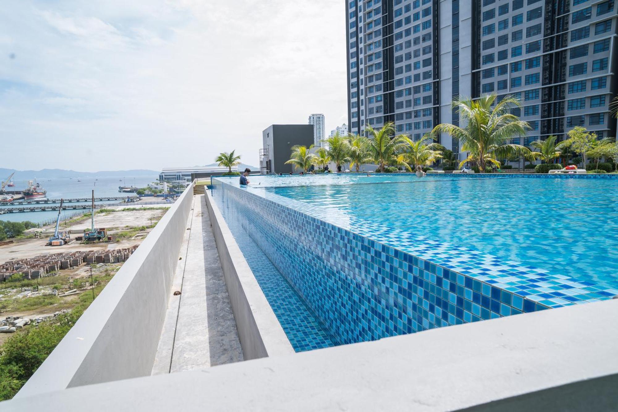 Petronella Suites Apartment @ Jesselton Quay Kota Kinabalu Exterior photo